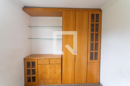 Apartamento à venda com 105m², 2 quartos e 1 vaga Apartamento à venda com 105m², 2 quartos e 1 vagaArmário do Quarto 2