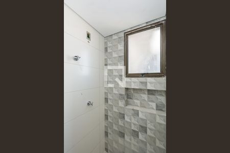 Apartamento à venda com 137m², 3 quartos e 2 vagas Apartamento à venda com 137m², 3 quartos e 2 vagasBanheiro da Suíte