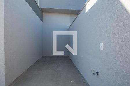 Apartamento à venda com 137m², 3 quartos e 2 vagas Apartamento à venda com 137m², 3 quartos e 2 vagasVaranda