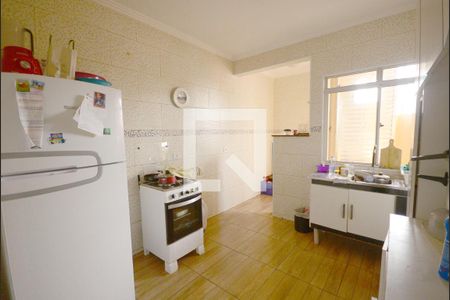 Casa à venda com 352m², 6 quartos e 2 vagas Casa à venda com 352m², 6 quartos e 2 vagasCozinha 4