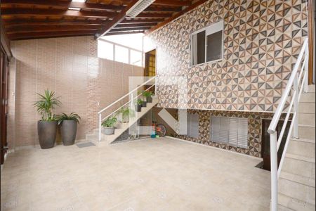 Casa à venda com 352m², 6 quartos e 2 vagas Casa à venda com 352m², 6 quartos e 2 vagasGaragem