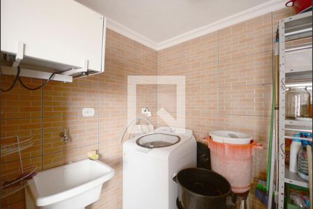 Casa à venda com 352m², 6 quartos e 2 vagas Casa à venda com 352m², 6 quartos e 2 vagasÁrea de Serviço 2