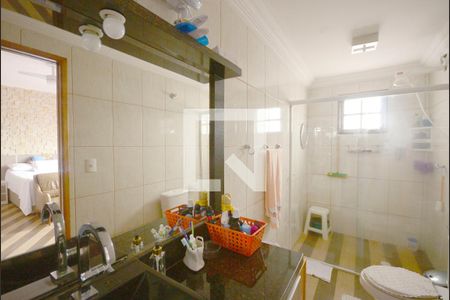 Casa à venda com 352m², 6 quartos e 2 vagas Casa à venda com 352m², 6 quartos e 2 vagasBanheiro 2 - Suite