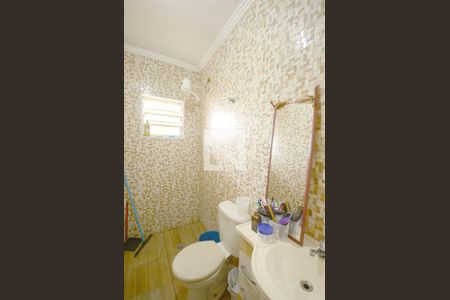 Casa à venda com 352m², 6 quartos e 2 vagas Casa à venda com 352m², 6 quartos e 2 vagasBanheiro 4