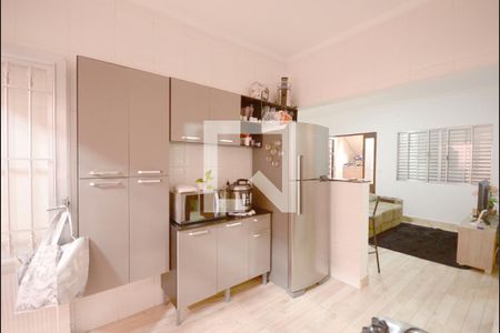 Casa à venda com 352m², 6 quartos e 2 vagas Casa à venda com 352m², 6 quartos e 2 vagasCozinha 1