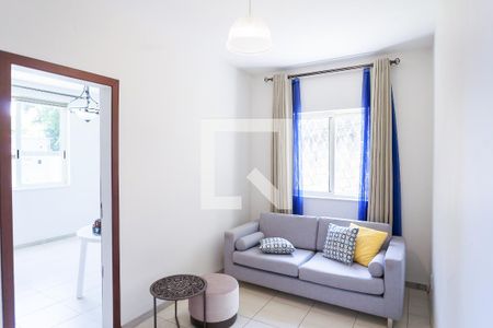 Casa à venda com 309m², 4 quartos e 4 vagas Casa à venda com 309m², 4 quartos e 4 vagassala 2