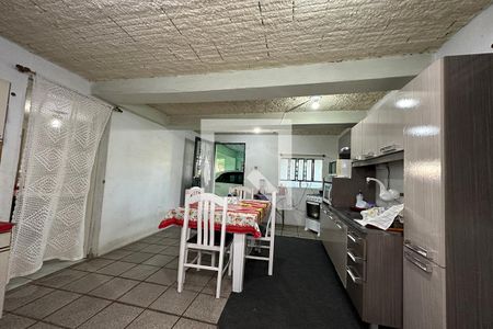 Casa à venda com 243m², 5 quartos e 2 vagasCozinha 2
