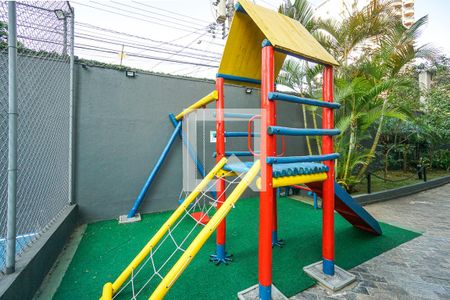 Apartamento à venda com 70m², 3 quartos e 1 vaga Apartamento à venda com 70m², 3 quartos e 1 vagaPlayground