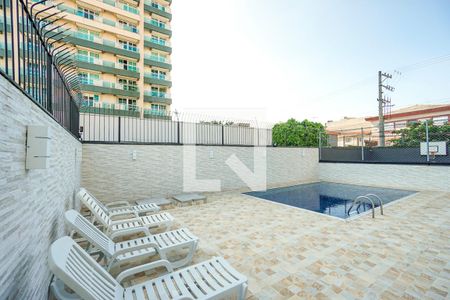 Apartamento à venda com 70m², 3 quartos e 1 vaga Apartamento à venda com 70m², 3 quartos e 1 vagaPiscina