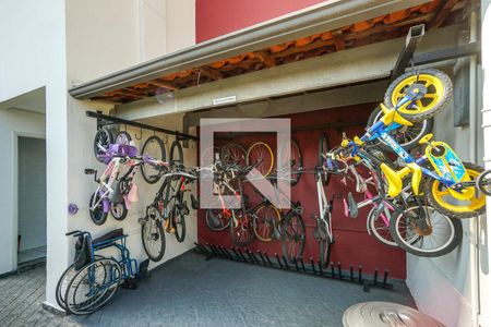 Apartamento à venda com 70m², 3 quartos e 1 vaga Apartamento à venda com 70m², 3 quartos e 1 vagaBicicletário