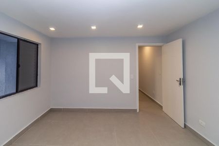 Casa à venda com 180m², 3 quartos e 2 vagas Casa à venda com 180m², 3 quartos e 2 vagasQuarto 3 - Suíte