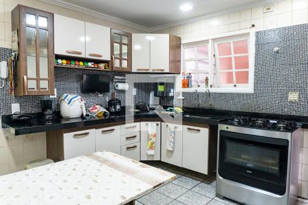 Casa à venda com 190m², 6 quartos e 3 vagasCozinha