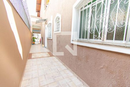 Casa à venda com 170m², 3 quartos e 2 vagas Casa à venda com 170m², 3 quartos e 2 vagasQuintal