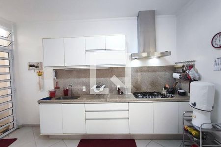 Casa à venda com 297m², 3 quartos e 4 vagas Casa à venda com 297m², 3 quartos e 4 vagasCozinha