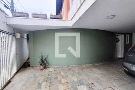 Casa à venda com 297m², 3 quartos e 4 vagas Casa à venda com 297m², 3 quartos e 4 vagasQuintal - Garagem