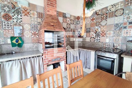 Casa à venda com 297m², 3 quartos e 4 vagas Casa à venda com 297m², 3 quartos e 4 vagasÁrea gourmet