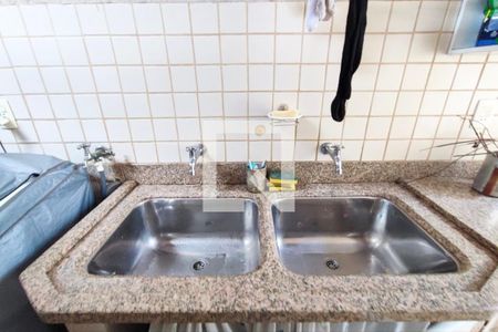 Casa à venda com 297m², 3 quartos e 4 vagas Casa à venda com 297m², 3 quartos e 4 vagasÁrea de Serviço