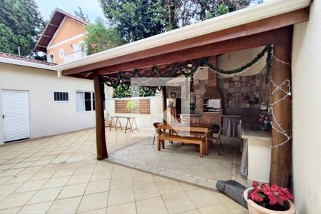 Casa à venda com 297m², 3 quartos e 4 vagas Casa à venda com 297m², 3 quartos e 4 vagasÁrea gourmet