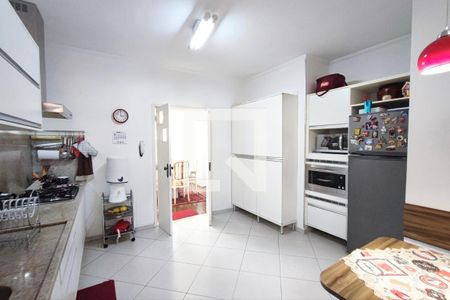 Casa à venda com 297m², 3 quartos e 4 vagas Casa à venda com 297m², 3 quartos e 4 vagasCozinha