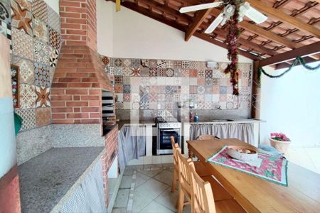 Casa à venda com 297m², 3 quartos e 4 vagas Casa à venda com 297m², 3 quartos e 4 vagasÁrea gourmet