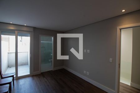 Casa de condomínio à venda com 657m², 4 quartos e 4 vagas Casa de condomínio à venda com 657m², 4 quartos e 4 vagasQuarto 2 - Suíte