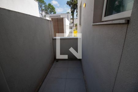 Casa de condomínio à venda com 657m², 4 quartos e 4 vagas Casa de condomínio à venda com 657m², 4 quartos e 4 vagasvaranda da suite 2