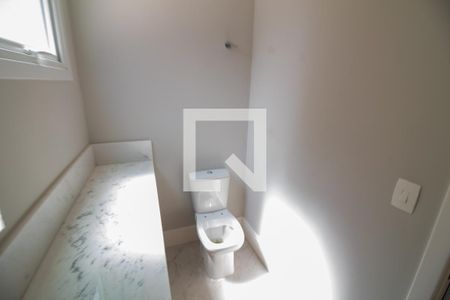 Casa de condomínio à venda com 657m², 4 quartos e 4 vagas Casa de condomínio à venda com 657m², 4 quartos e 4 vagasLavabo