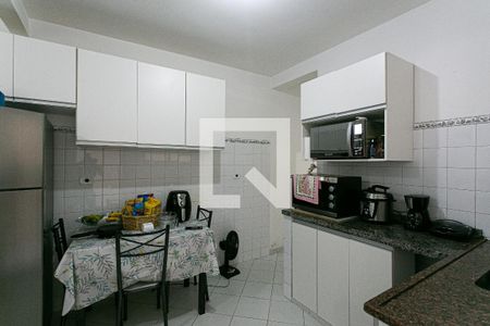 Casa à venda com 256m², 7 quartos e 2 vagas Casa à venda com 256m², 7 quartos e 2 vagasCasa 2 - Cozinha