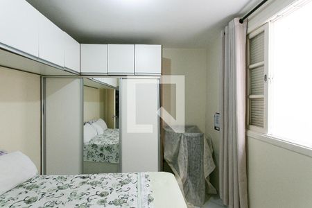 Casa à venda com 256m², 7 quartos e 2 vagas Casa à venda com 256m², 7 quartos e 2 vagasCasa 2 - Quarto