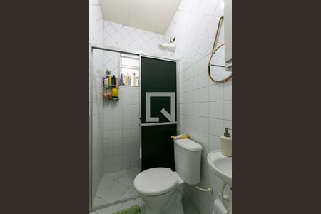 Casa à venda com 256m², 7 quartos e 2 vagas Casa à venda com 256m², 7 quartos e 2 vagasCasa 2 - Banheiro