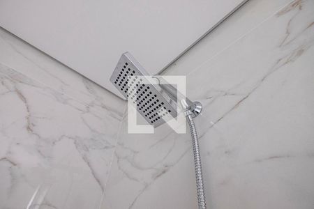 Casa à venda com 370m², 5 quartos e 4 vagas Casa à venda com 370m², 5 quartos e 4 vagasSuíte 4 - Banheiro