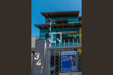 Casa à venda com 195m², 2 quartos e 3 vagasFachada