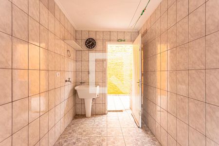 Casa à venda com 80m², 2 quartos e 1 vagaÁrea de Serviço