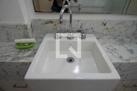 Apartamento para alugar com 144m², 3 quartos e 1 vagaBanheiro 3