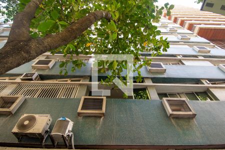 Apartamento para alugar com 144m², 3 quartos e 1 vagaFachada