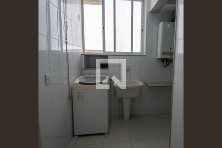 Apartamento para alugar com 144m², 3 quartos e 1 vagaÁrea de Serviço