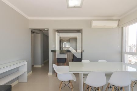 Apartamento à venda com 72m², 2 quartos e 2 vagasSala