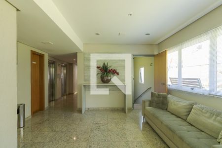 Apartamento à venda com 72m², 2 quartos e 2 vagasHall social