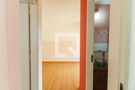 Apartamento à venda com 60m², 2 quartos e 1 vaga Apartamento à venda com 60m², 2 quartos e 1 vagaCorredor