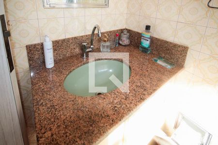 Casa à venda com 192m², 4 quartos e 3 vagasPiso 1 - Suíte