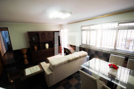 Casa à venda com 192m², 4 quartos e 3 vagasPiso 0 - Sala