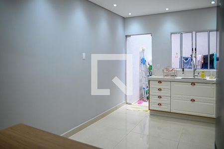 Casa à venda com 165m², 3 quartos e 4 vagas Casa à venda com 165m², 3 quartos e 4 vagasCozinha