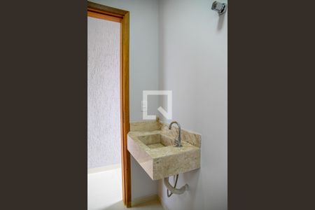 Casa à venda com 165m², 3 quartos e 4 vagas Casa à venda com 165m², 3 quartos e 4 vagasLavabo Lazer