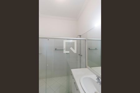 Casa de condomínio à venda com 516m², 5 quartos e 7 vagasBanheiro da Suíte 3