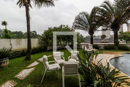 Casa de condomínio à venda com 516m², 5 quartos e 7 vagasQuintal