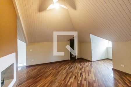 Casa de condomínio à venda com 516m², 5 quartos e 7 vagasSótão 