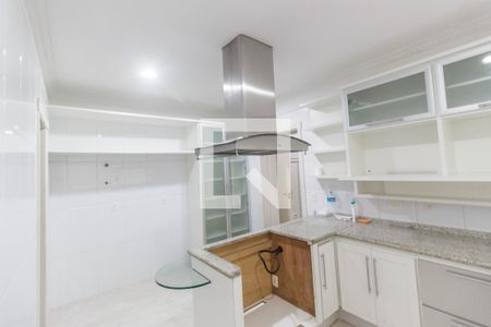 Casa de condomínio à venda com 516m², 5 quartos e 7 vagasCozinha