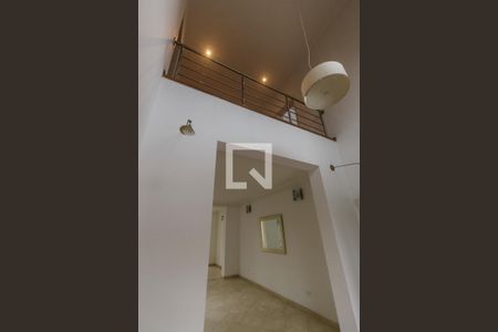 Casa de condomínio à venda com 516m², 5 quartos e 7 vagasEntrada