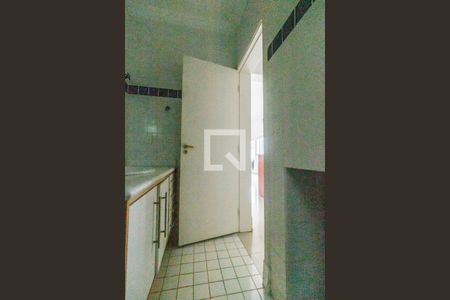 Casa de condomínio à venda com 516m², 5 quartos e 7 vagasBanheiro