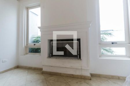 Casa de condomínio à venda com 516m², 5 quartos e 7 vagasDetalhe Sala